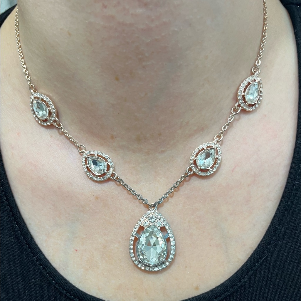 Bridal Necklace Pear Shaped Rhinestone Rose Gold Color Necklace Nwo